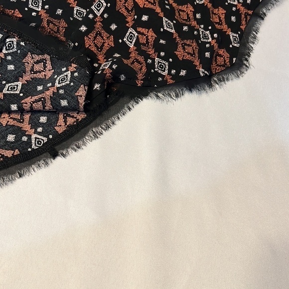 TORRID Shirt Plus Size 1 ALL  Over Print Rayon Lightweight Boho Womens - Picture 8 of 8